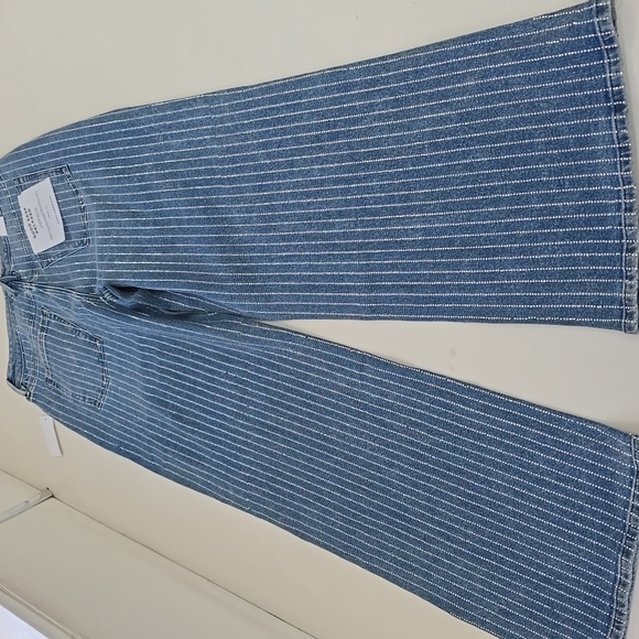 Good American GOOD EASE RELAXED DIAMOND JEANS - NWT - Size 6 - crystal pinstripe - Picture 13 of 16